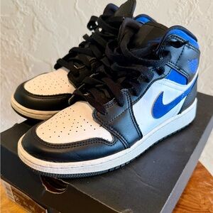 Air Jordan 1 Mid GS Kids Black and Blue Sneakers- Size 5.5 Like New Condition